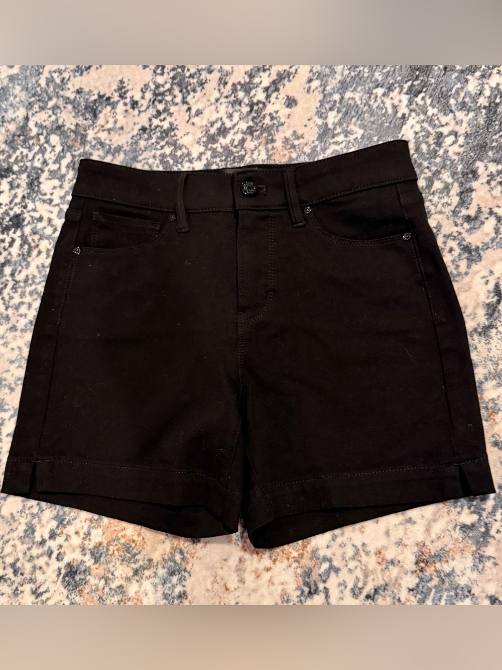 WHBM High Rise Sculpt 5â Shorts Black 2 NWT